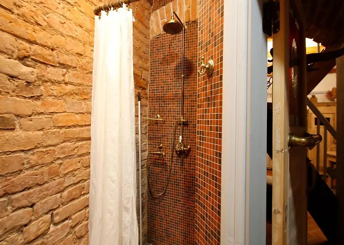 Gildi Dolce Vita, Lägenhet